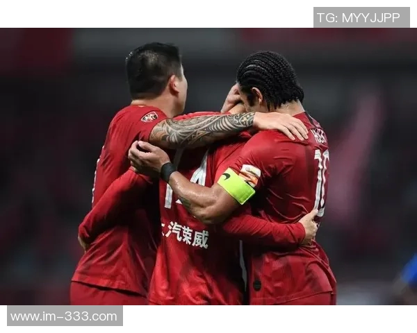 李圣龙：永不放弃的战斗精神与偶像阿兰史密斯的坚定信念相辉映