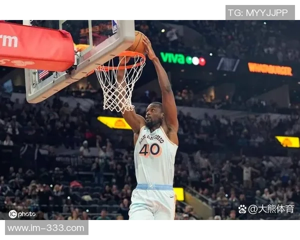 巴恩斯23分25篮板10助攻成就罕见现役仅约基奇能比肩大帅曾15次达成此壮举